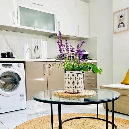 Apartment Cosmopolitan Oasis By Thesbnb Thessaloniki