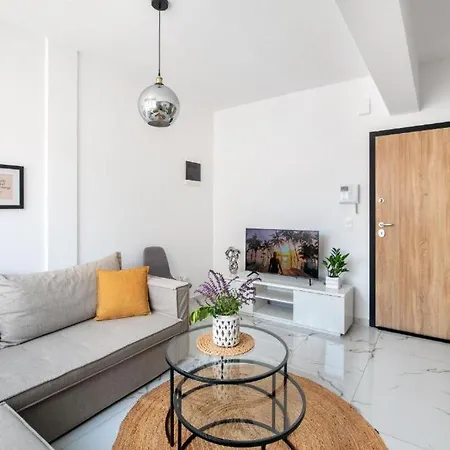 Cosmopolitan Oasis By Thesbnb Apartment Thessaloniki